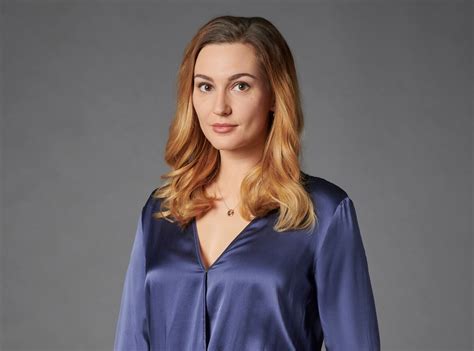 Exclusive Interview: Hallmark’s Katherine Barrell discovers .